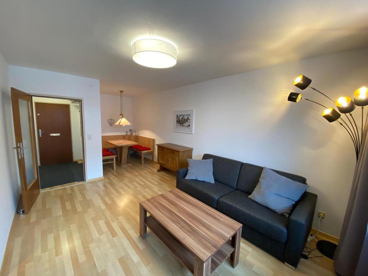 Apartment Haus 3 Top 16 - By Four Seasons Apartments Kaprun Extérieur photo